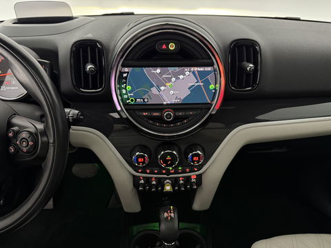 MINI Countryman 1.5 Cooper ALL4 Chili | 174PK | Pano | Sfeerverl. | HUD | Memory l Camera | Carplay | Adaptive Cruise | Leder