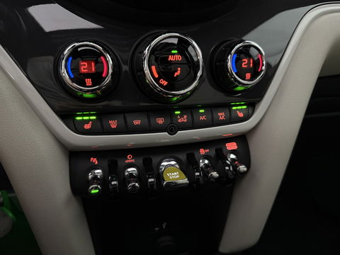MINI Countryman 1.5 Cooper ALL4 Chili | 174PK | Pano | Sfeerverl. | HUD | Memory l Camera | Carplay | Adaptive Cruise | Leder