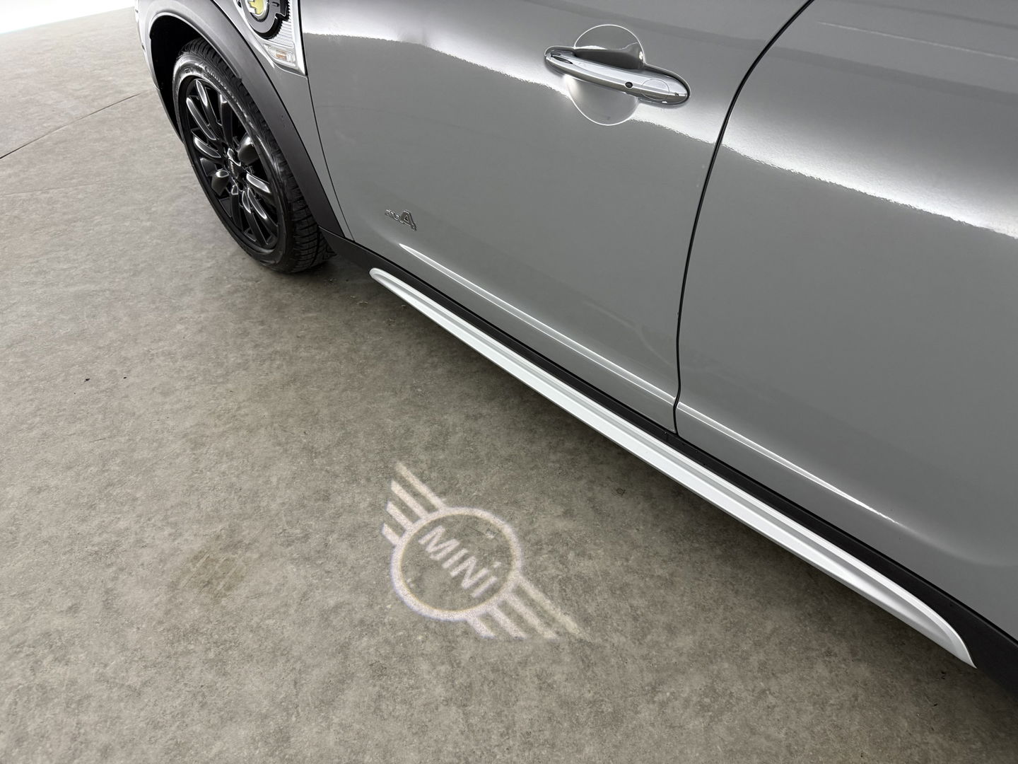 MINI Countryman 1.5 Cooper ALL4 Chili | 174PK | Pano | Sfeerverl. | HUD | Memory l Camera | Carplay | Adaptive Cruise | Leder