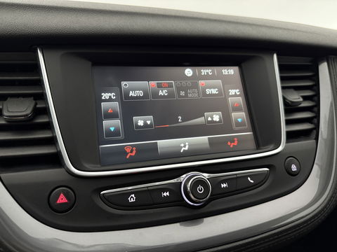 Opel Grandland X 1.2 Turbo Business Executive | Carplay | Stoel/Stuurverw | Navigatie | Cruise | Parkeersens. | LED
