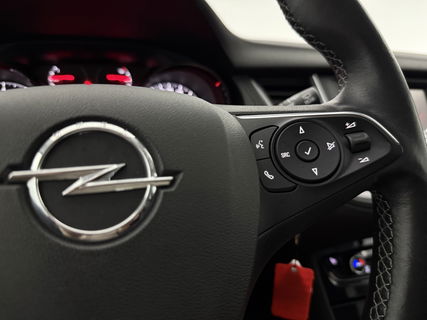 Opel Grandland X 1.2 Turbo Business Executive | Carplay | LED | Navigatie | Cruise | Parkeersens. | Stoel/Stuurverw