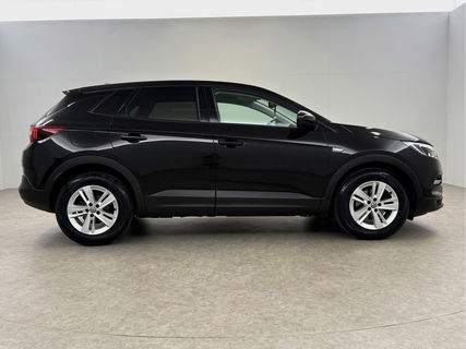 Opel Grandland X 1.2 Turbo Business Executive | Carplay | LED | Navigatie | Cruise | Parkeersens. | Stoel/Stuurverw