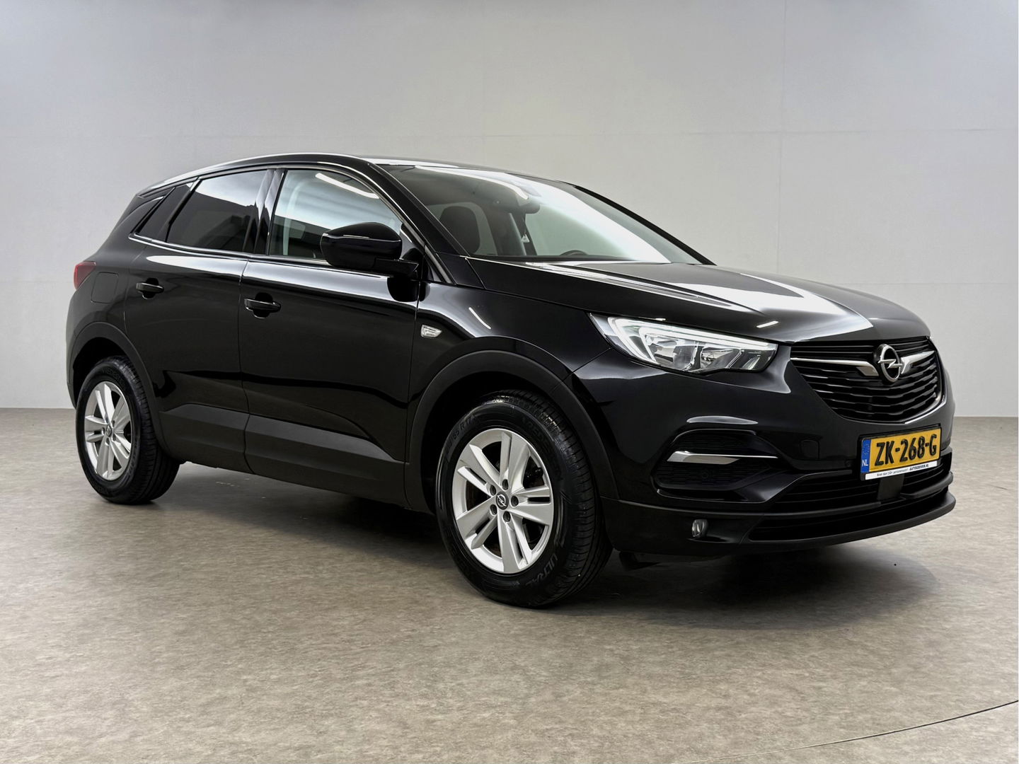 Opel Grandland X 1.2 Turbo Business Executive | Carplay | Stoel/Stuurverw | Navigatie | Cruise | Parkeersens. | LED