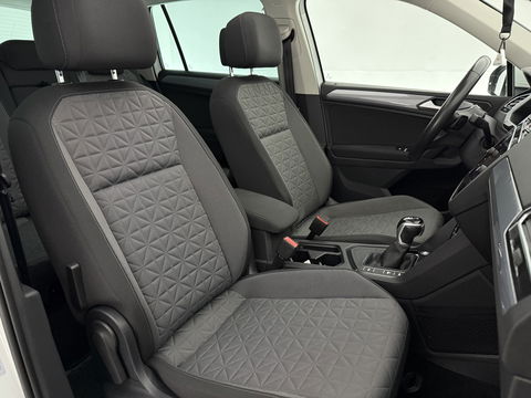 Volkswagen Tiguan 1.4 TSI eHybrid 225PK R-Line | Pano | IQ Light | Virtual | Stuur/Stoelverw. l Carplay | Trekh.