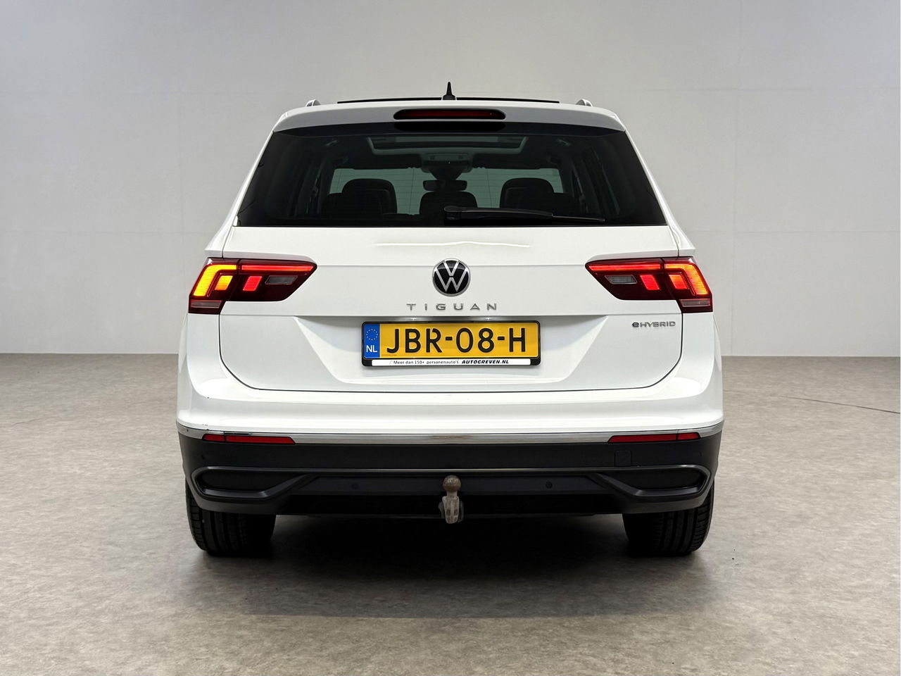 Volkswagen Tiguan 1.4 TSI eHybrid 225PK R-Line | Pano | IQ Light | Virtual | Carplay | Trekh | 18"LMV
