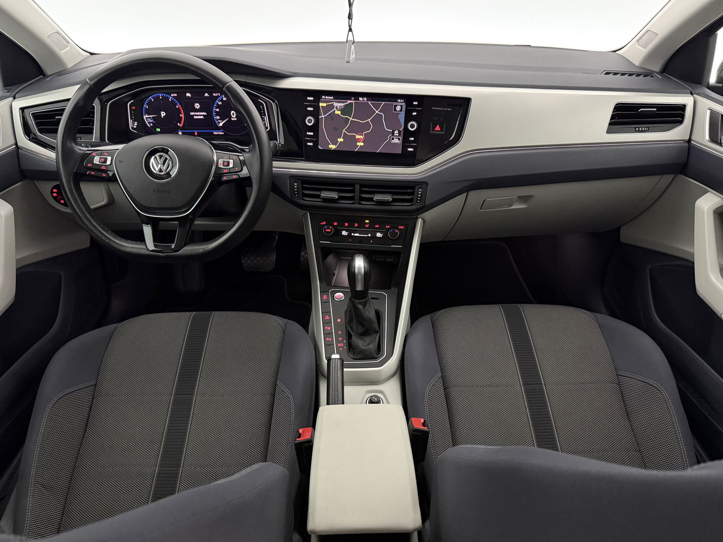 Volkswagen Polo 1.0 TSI R-Line | Virtual | Carplay | Clima | Cruise | Navigatie | LED | NAP