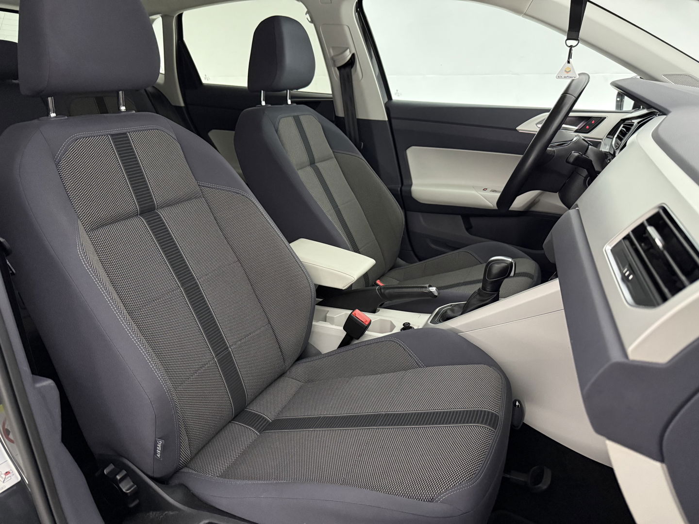 Volkswagen Polo 1.0 TSI R-Line | Virtual | Carplay | Clima | Cruise | Navigatie | LED | NAP