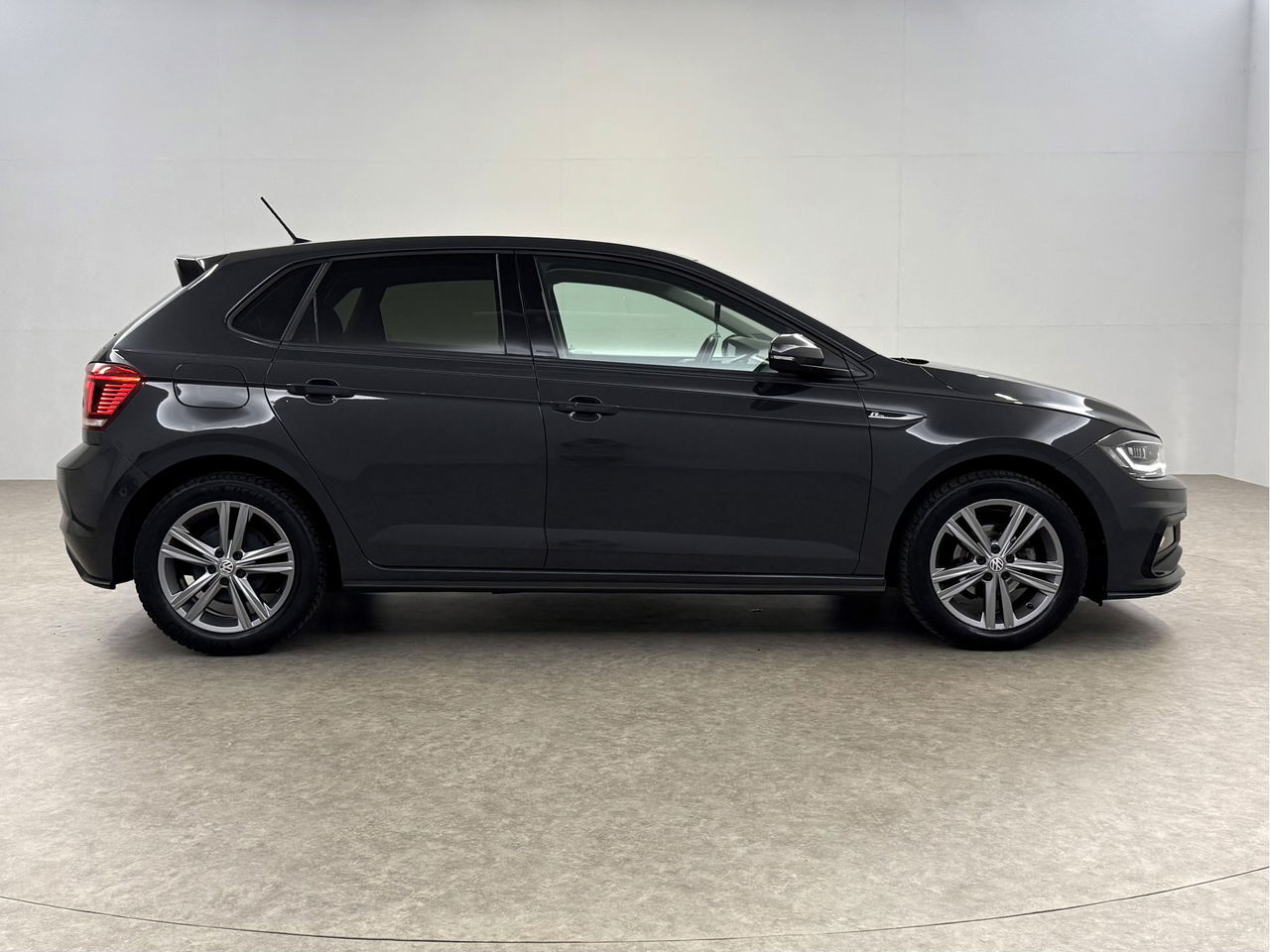 Volkswagen Polo 1.0 TSI R-Line | Virtual | Carplay | Clima | Cruise | Navigatie | LED | NAP