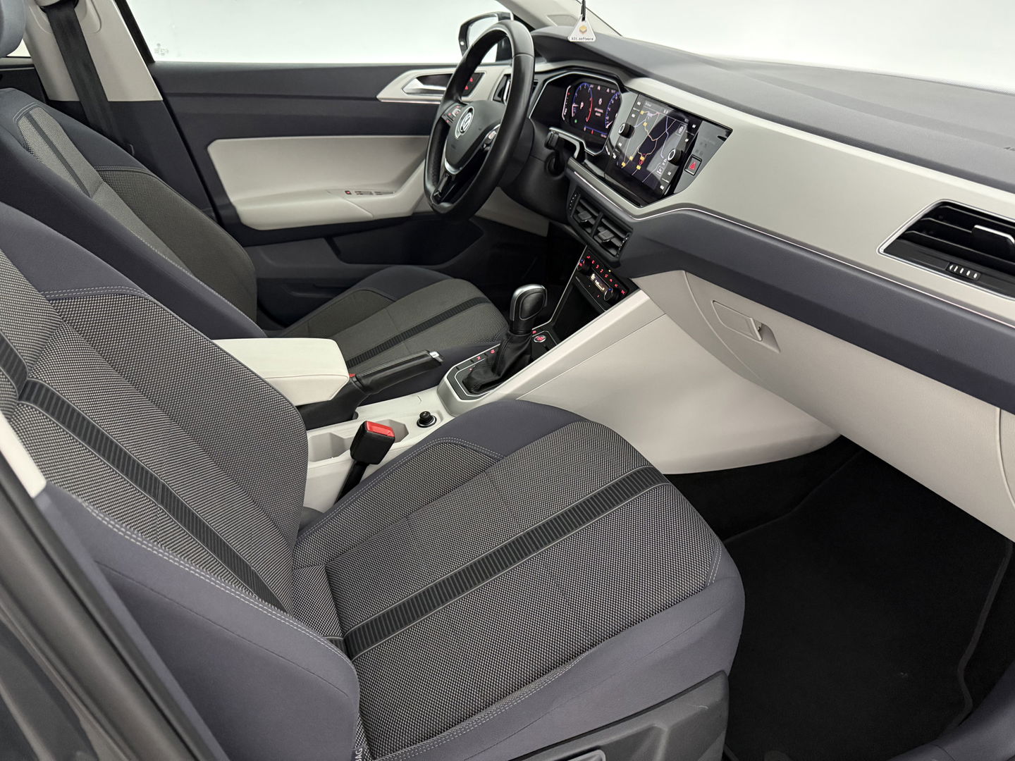 Volkswagen Polo 1.0 TSI R-Line | Virtual | Carplay | Clima | Cruise | Navigatie | LED | NAP