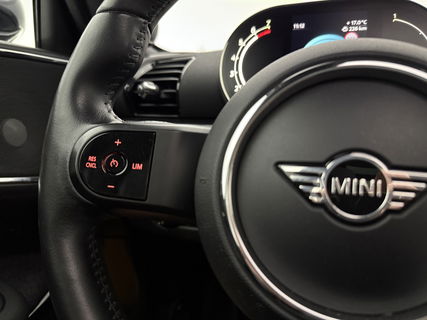 MINI Clubman 1.5 Cooper Richmond Park Edition | Pano | H/K | Virtual | Camera | Carplay | LED | NAP