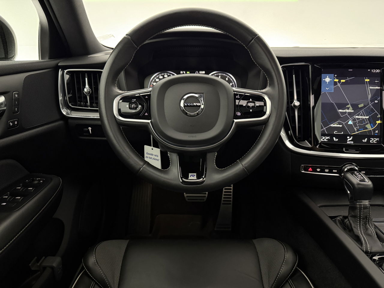 Volvo V60 2.0 T4 R-Design | 191PK | Panoramadak |  LED | Virtual Cockpit | Memory seats | Camera | Carplay | Cruisecontr.