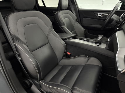 Volvo V60 2.0 T4 R-Design | 191PK | Panoramadak |  LED | Virtual Cockpit | Memory seats | Camera | Carplay | Cruisecontr.