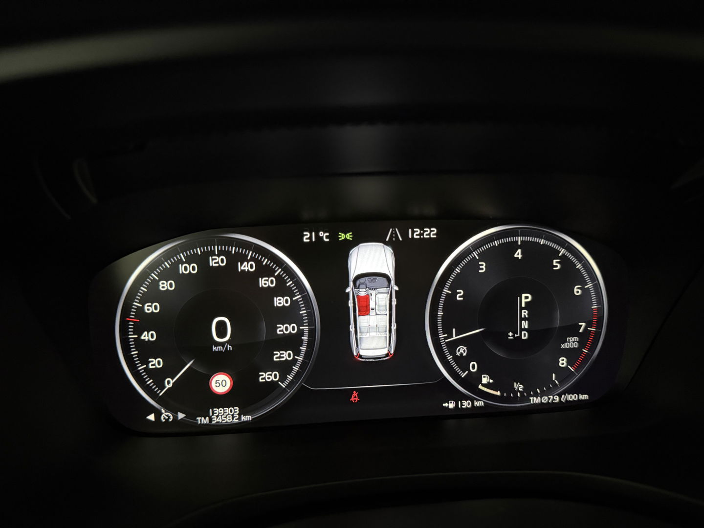 Volvo V60 2.0 T4 R-Design | 191PK | Pano |  LED | Virtual | Memory | Stoelverw. | Camera | Carplay | Cruise