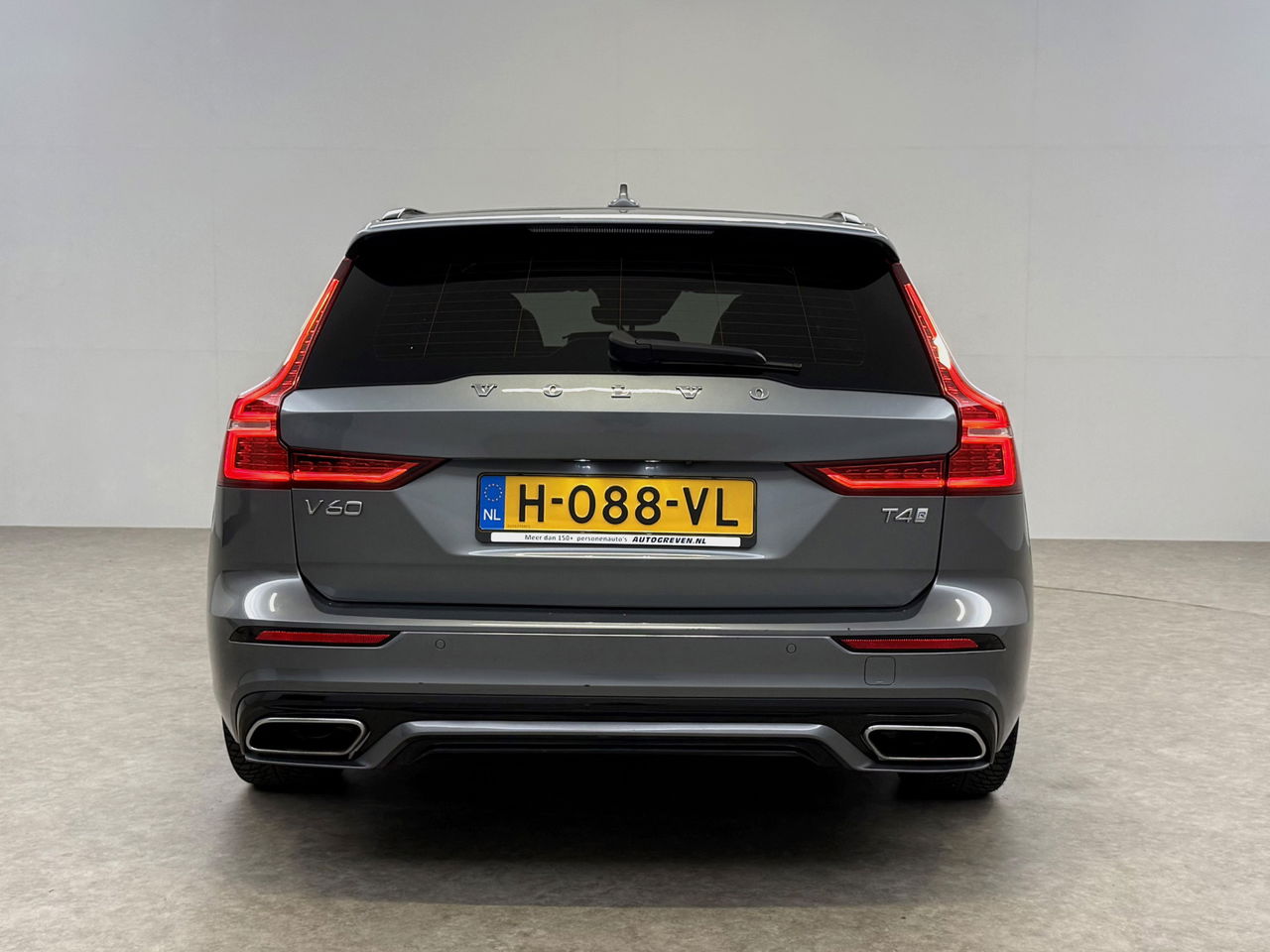 Volvo V60 2.0 T4 R-Design | 191PK | Panoramadak |  LED | Virtual Cockpit | Memory seats | Camera | Carplay | Cruisecontr.