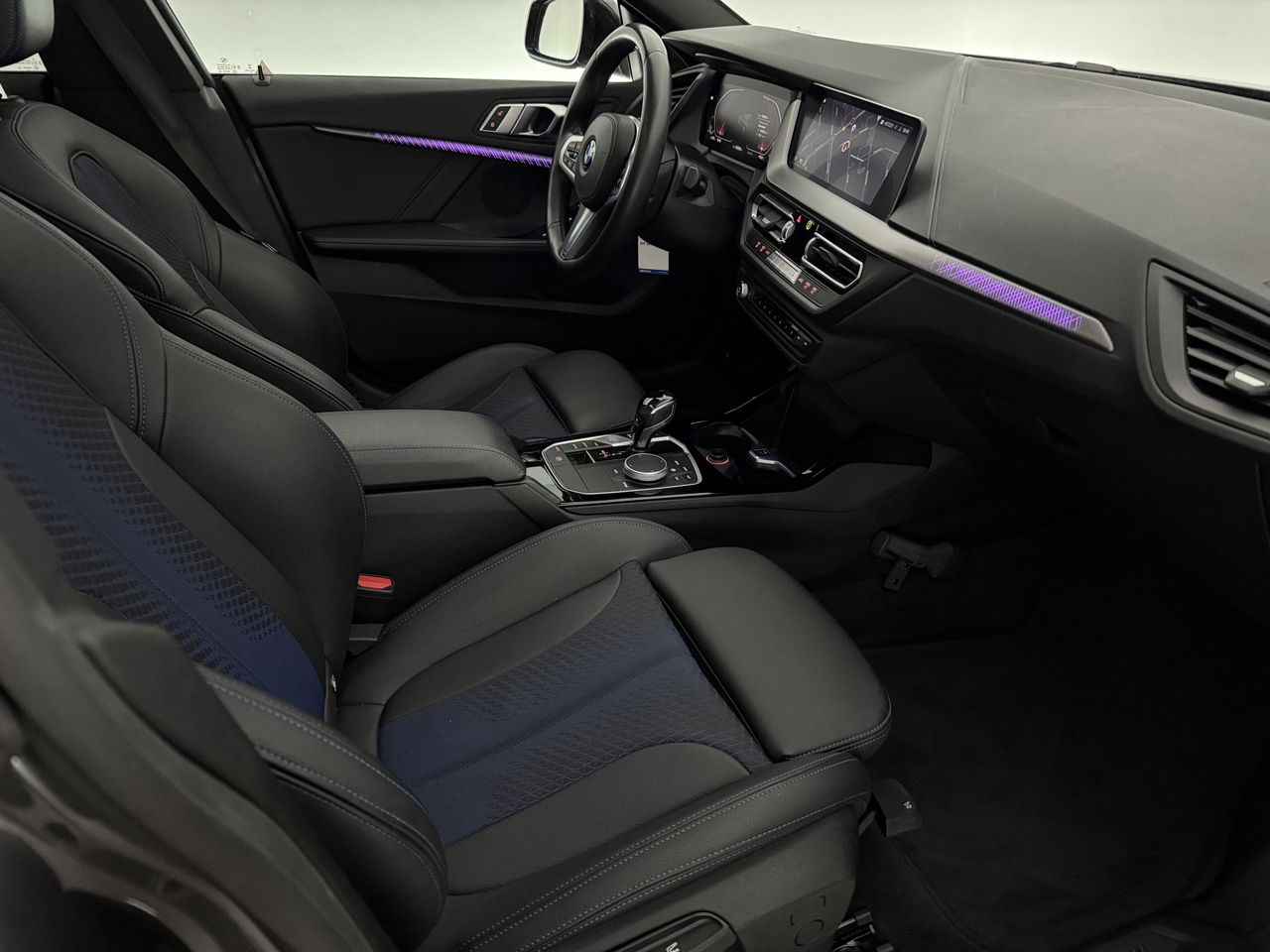 BMW 2 Serie Gran Coupé 218i High Executive 141PK M-Sport | Pano | Sfeerverl. | Virtual | Carplay | Camera | LED | NAP