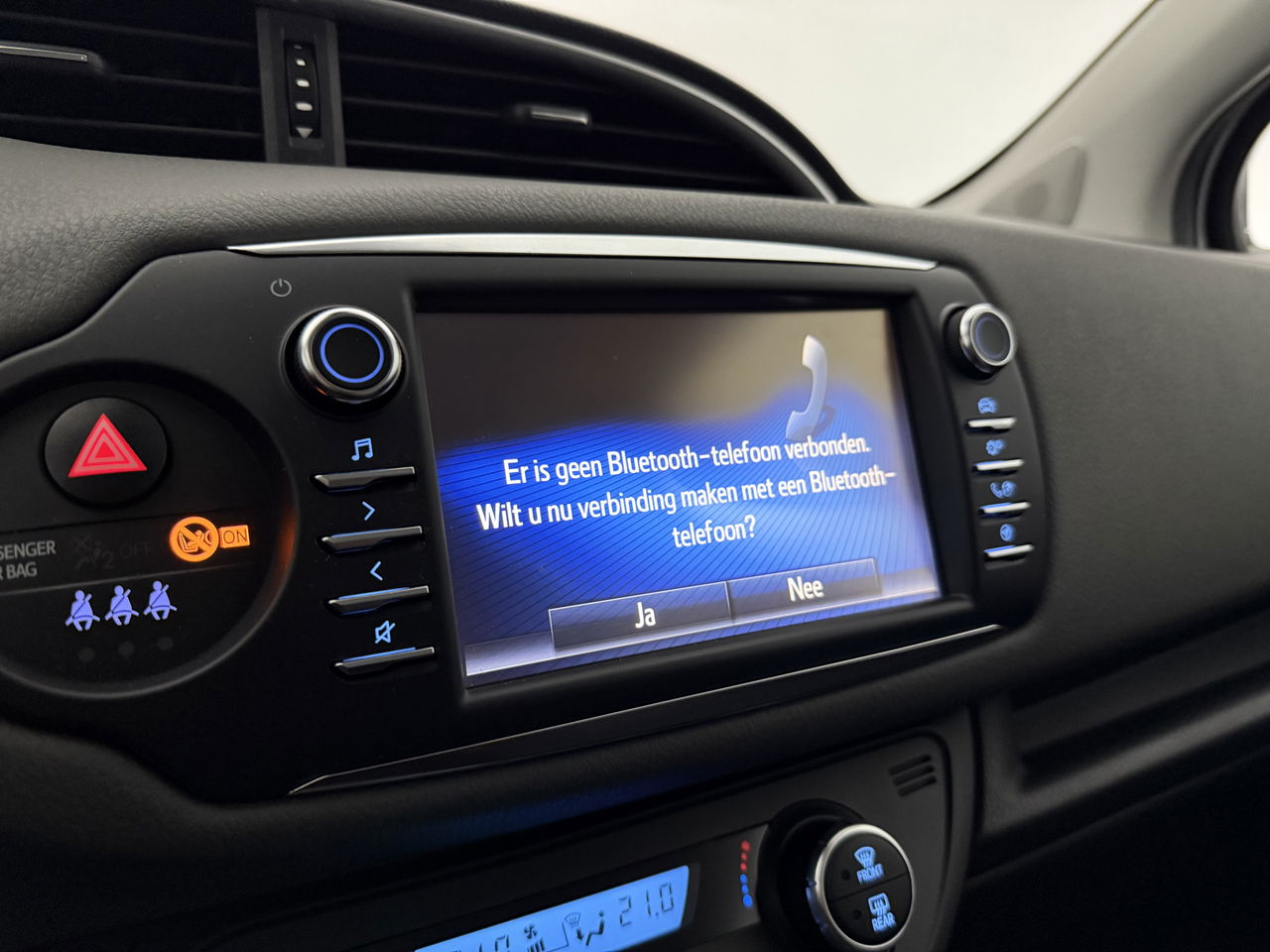 Toyota Yaris 1.5 Hybrid Dynamic | Camera | Clima | Cruise | Navigatie | LED