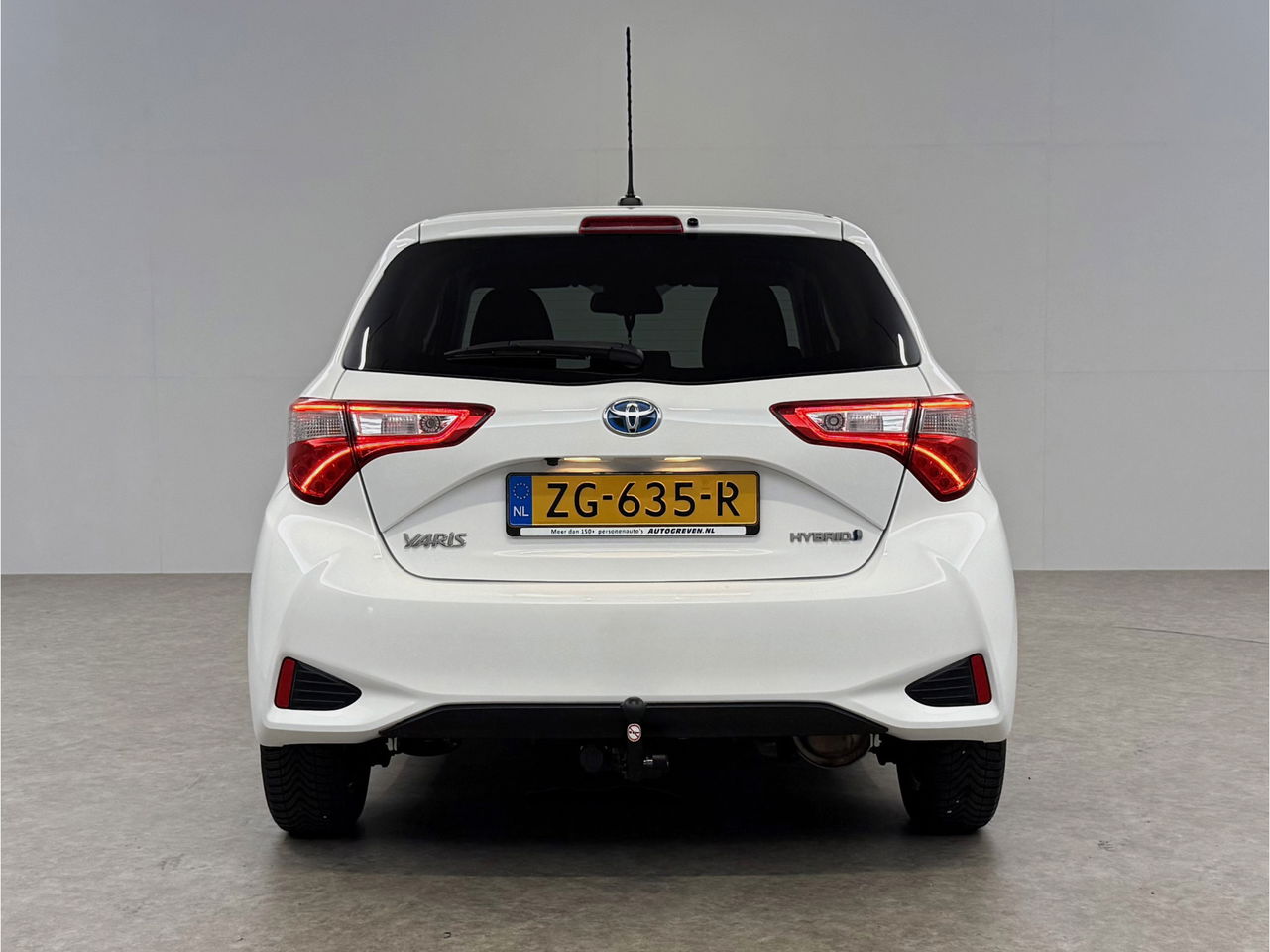 Toyota Yaris 1.5 Hybrid Dynamic | Camera | Clima | Cruise | Navigatie | LED