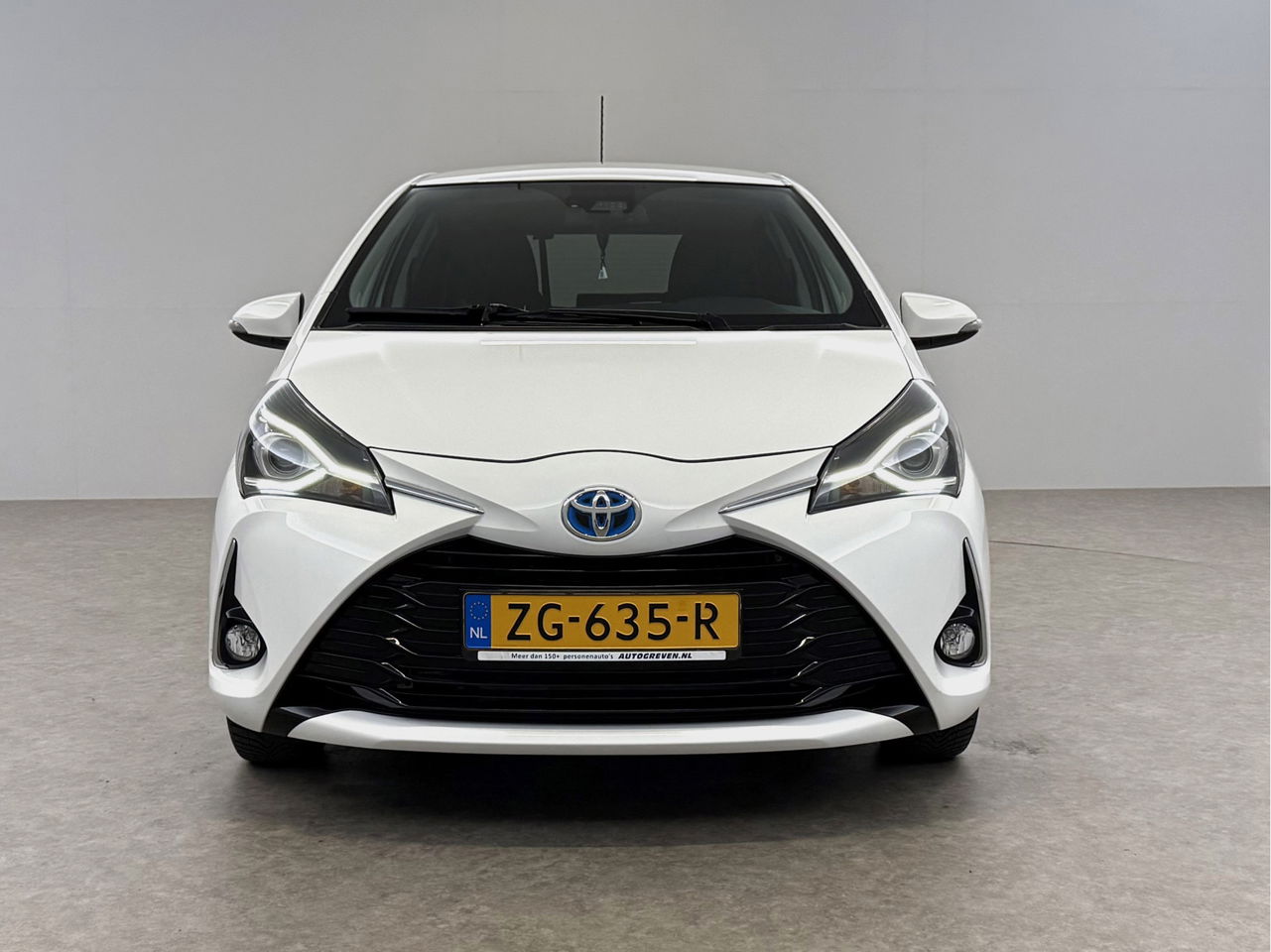 Toyota Yaris 1.5 Hybrid Dynamic | Camera | Clima | Cruise | Navigatie | LED