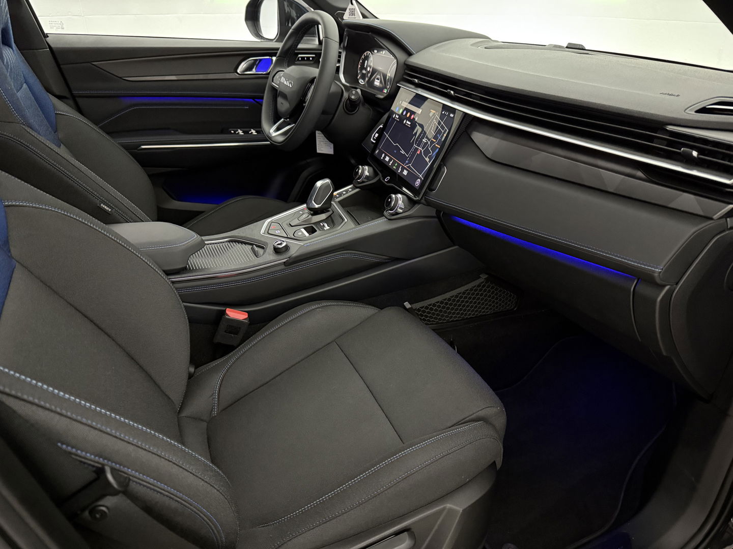 Lynk Co 01 1.5 | 360° Camera | Pano | LED | Sfeerverl. | Virtual | Memory | Carplay