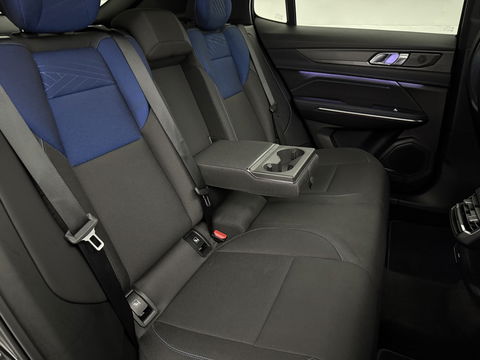 Lynk Co 01 1.5 | 360° Camera | Pano | LED | Sfeerverl. | Virtual | Memory | Carplay