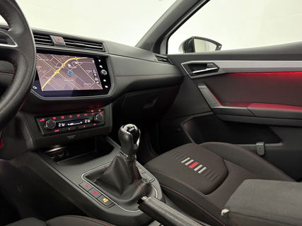 SEAT Ibiza 1.0 TSI FR | Panoramadak | Beats Audio | Camera | Carplay | LED | 17"LMV
