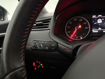 SEAT Ibiza 1.0 TSI FR | Panoramadak | Beats Audio | Camera | Carplay | LED | 17"LMV