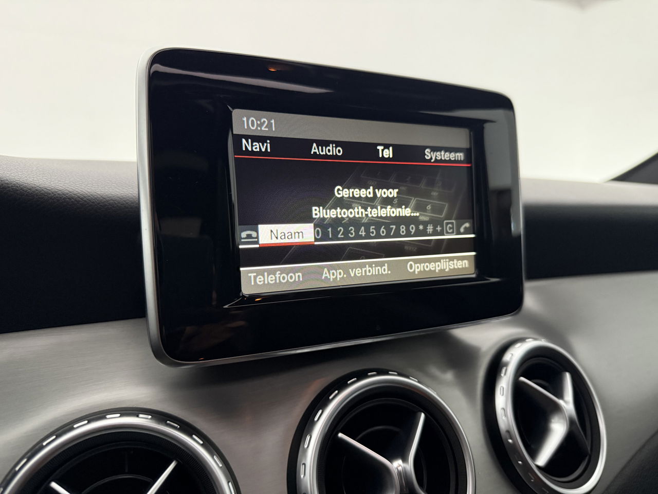 Mercedes-Benz GLA 200 AMG | 157PK | Panoramadak | LED | Airco | Cruise | Navigatie | Parkeersens. | 19''LMV