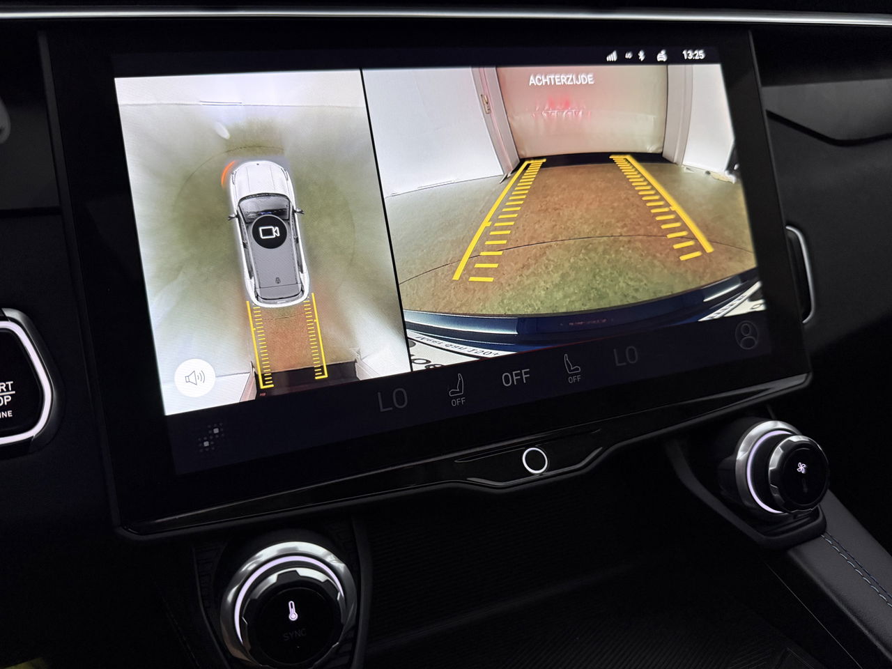 Lynk Co 01 1.5 262PK Pano LED Sfeer 360Camera Memory ACC Virtual Carplay Clima Navi PDC 20"LMV