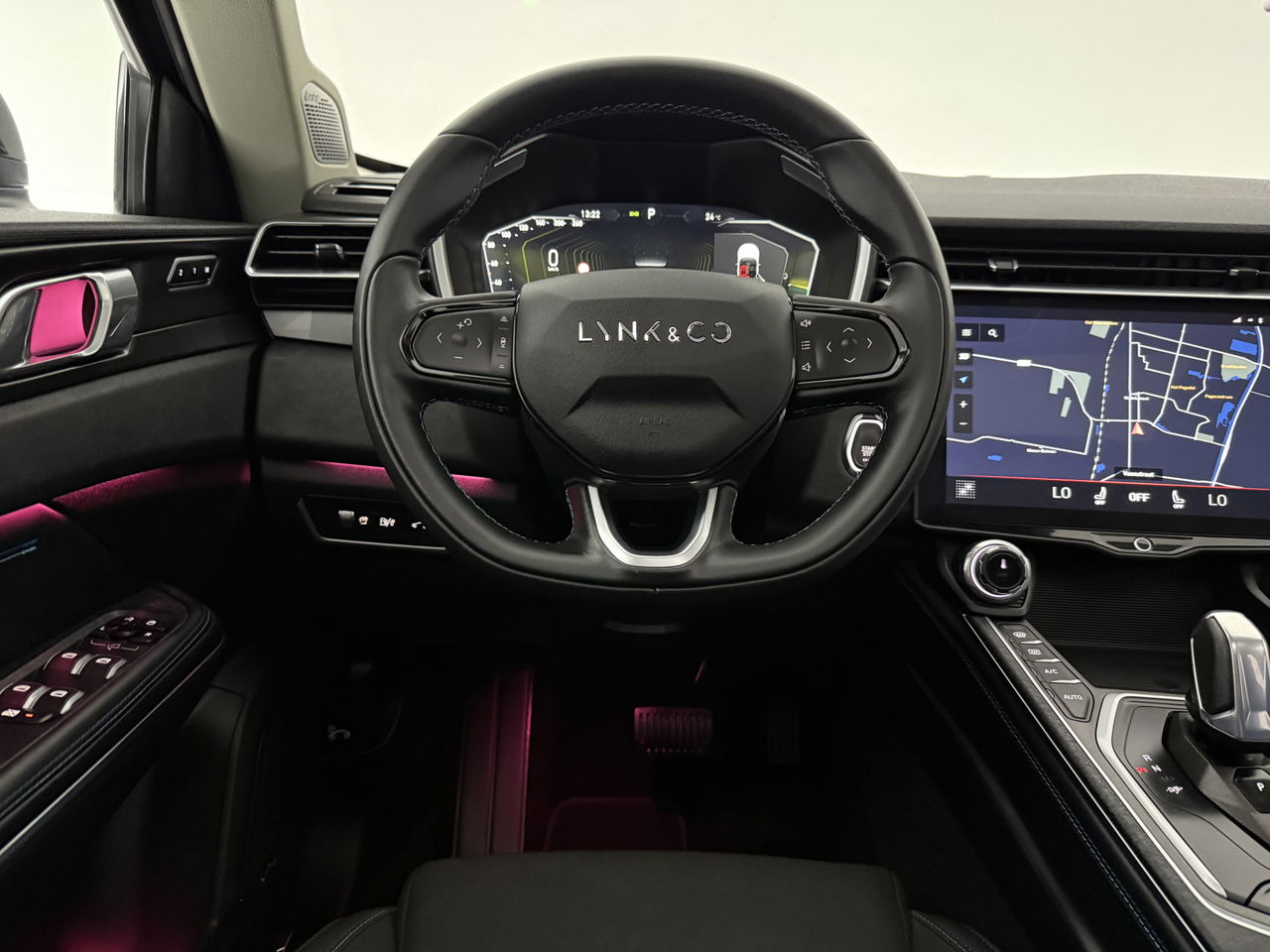 Lynk Co 01 1.5 262PK Pano LED Sfeer 360Camera Memory ACC Virtual Carplay Clima Navi PDC 20"LMV