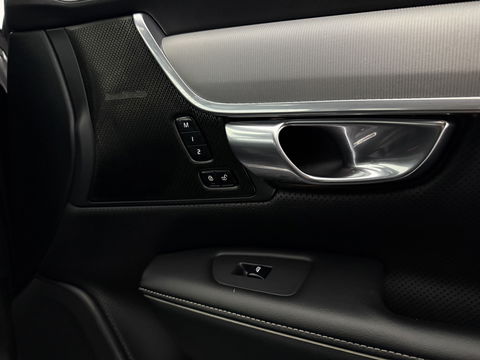 Volvo V90 2.0 T4 190PK R-Design | LED | H/K | Memory | Stoelverw. | Camera | Carplay | Dodehoek | NAP | Trekh.