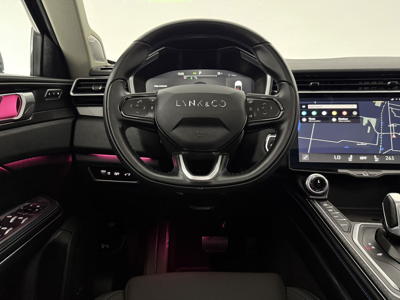 Lynk Co 01 1.5 262PK Pano LED Sfeer 360Camera Memory ACC Virtual Carplay Clima Navi PDC 20"LMV