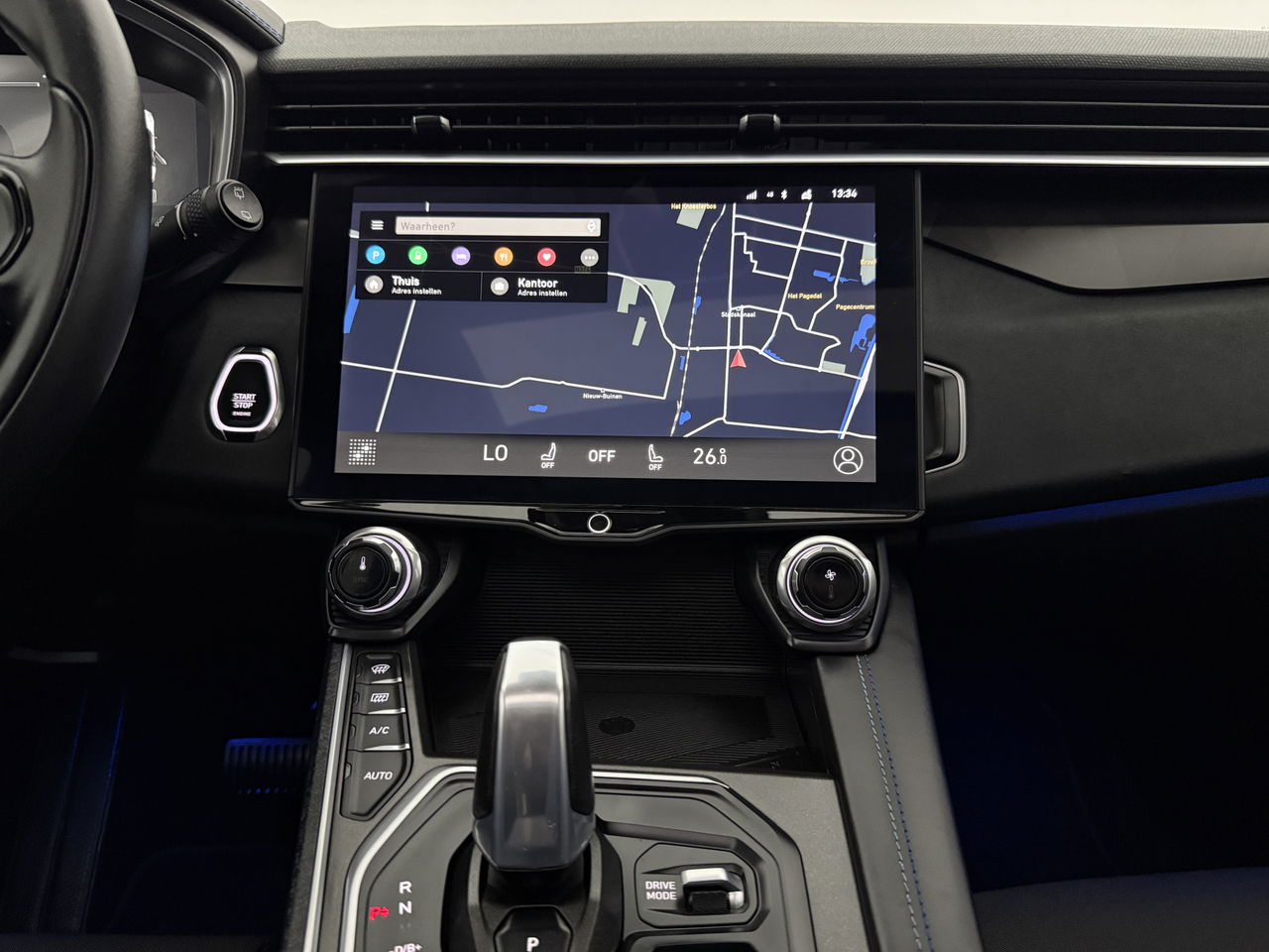Lynk Co 01 1.5 262PK Pano LED Sfeer 360Camera Memory ACC Virtual Carplay Clima Navi PDC 20"LMV