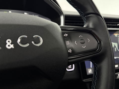 Lynk Co 01 1.5 262PK l Pano l LED l Sfeerverl. l 360° l  Memory l Virtual l Carplay l Parkeersens.