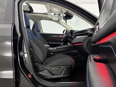 Lynk Co 01 1.5 262PK l Pano l LED l Sfeerverl. l 360° l  Memory l Virtual l Carplay l Parkeersens.