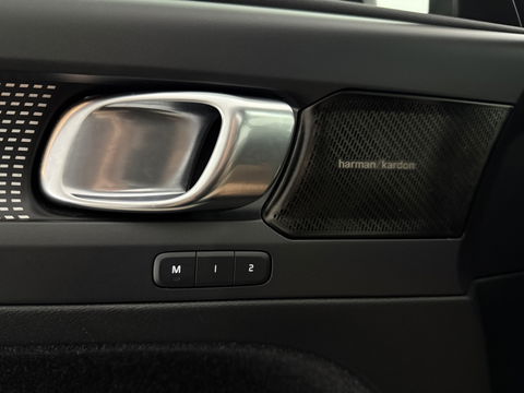 Volvo XC40 1.5 T4 Recharge R-Design | Pano | H&K | LED | Memory | Virtual | Stuur/Stoelverw l Camera | Carplay