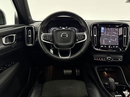 Volvo XC40 1.5 T4 Recharge R-Design | Panoramadak | Harman/Kardon | LED | Memory Seats | Virtual Cockpit | Camera | Carplay