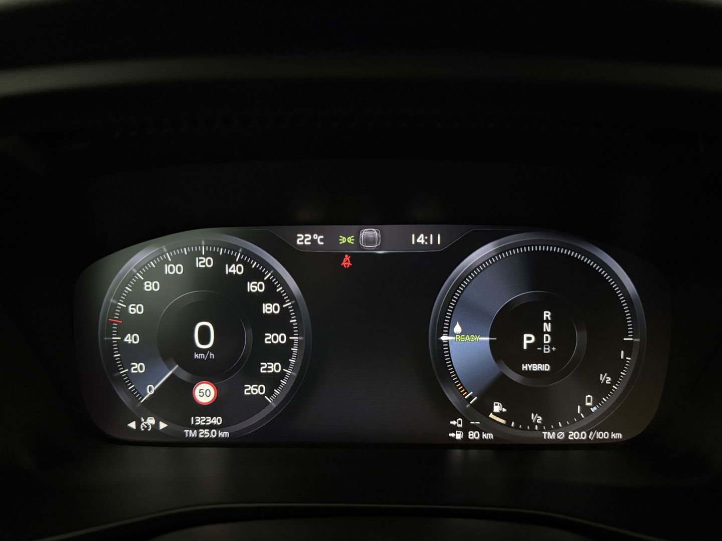 Volvo XC40 1.5 T4 Recharge R-Design | Pano | H&K | LED | Memory | Virtual | Stuur/Stoelverw l Camera | Carplay