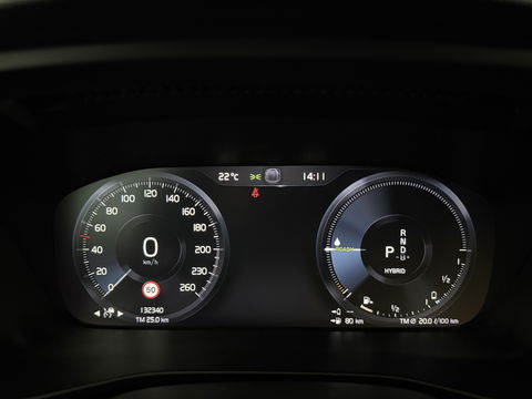 Volvo XC40 1.5 T4 Recharge R-Design | Pano | H&K | LED | Memory | Virtual | Stuur/Stoelverw l Camera | Carplay