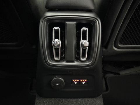 Volvo XC40 1.5 T4 Recharge R-Design | Pano | H&K | LED | Memory | Virtual | Stuur/Stoelverw l Camera | Carplay