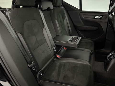 Volvo XC40 1.5 T4 Recharge R-Design | Pano | H&K | LED | Memory | Virtual | Stuur/Stoelverw l Camera | Carplay