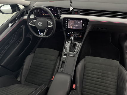 Volkswagen Passat Variant 1.4 TSI PHEV GTE | 231PK | Panoramadak | LED | Sfeerverl. | Trekhaak | Camera | Virtual Cockpit | Carplay