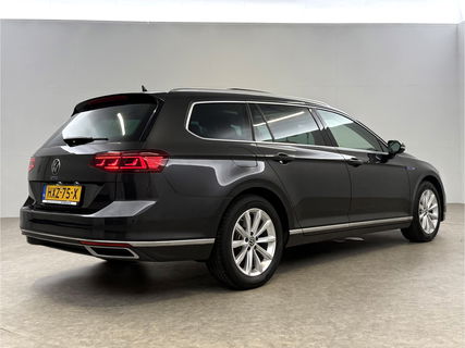 Volkswagen Passat Variant 1.4 TSI PHEV GTE | 231PK | Panoramadak | LED | Sfeerverl. | Trekhaak | Camera | Virtual Cockpit | Carplay