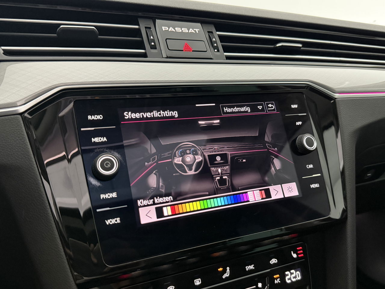 Volkswagen Passat Variant 1.4 TSI PHEV GTE | 231PK | Panoramadak | LED | Sfeerverl. | Trekhaak | Camera | Virtual Cockpit | Carplay