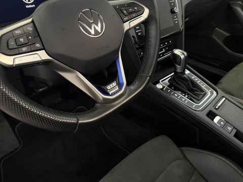 Volkswagen Passat Variant 1.4 TSI PHEV GTE | 231PK | Pano l | LED | Sfeerverl. | Trekh. | Camera | Virtual | Adaptive Cruise | Carplay l Stoelverw.