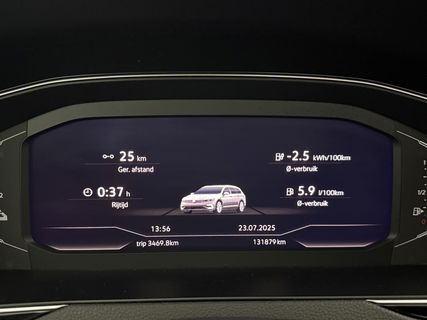 Volkswagen Passat Variant 1.4 TSI PHEV GTE | 231PK | Panoramadak | LED | Sfeerverl. | Trekhaak | Camera | Virtual Cockpit | Carplay