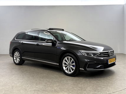 Volkswagen Passat Variant 1.4 TSI PHEV GTE | 231PK | Panoramadak | LED | Sfeerverl. | Trekhaak | Camera | Virtual Cockpit | Carplay
