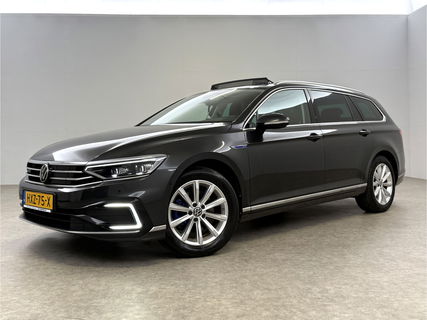 Volkswagen Passat Variant 1.4 TSI PHEV GTE | 231PK | Panoramadak | LED | Sfeerverl. | Trekhaak | Camera | Virtual Cockpit | Carplay