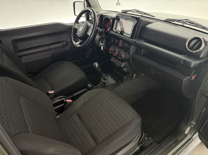 Suzuki Jimny 1.5 Style | 4x4 | AWD | 4 Persoons | Bullbar | Cruise | Navigatie | 15"LMV | Stoelverwarming