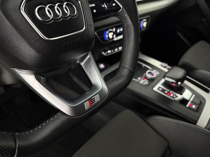Audi Q5 55 TFSI e Quattro S-line | 327PK | Camera | LED | Virtual Cockpit | Adaptive Cruise | Parkeersens. | 20"LMV