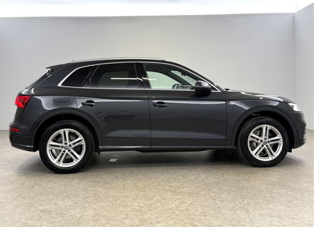Audi Q5 55 TFSI e Quattro S-line | 327PK | Camera | LED | Virtual Cockpit | Adaptive Cruise | Parkeersens. | 20"LMV